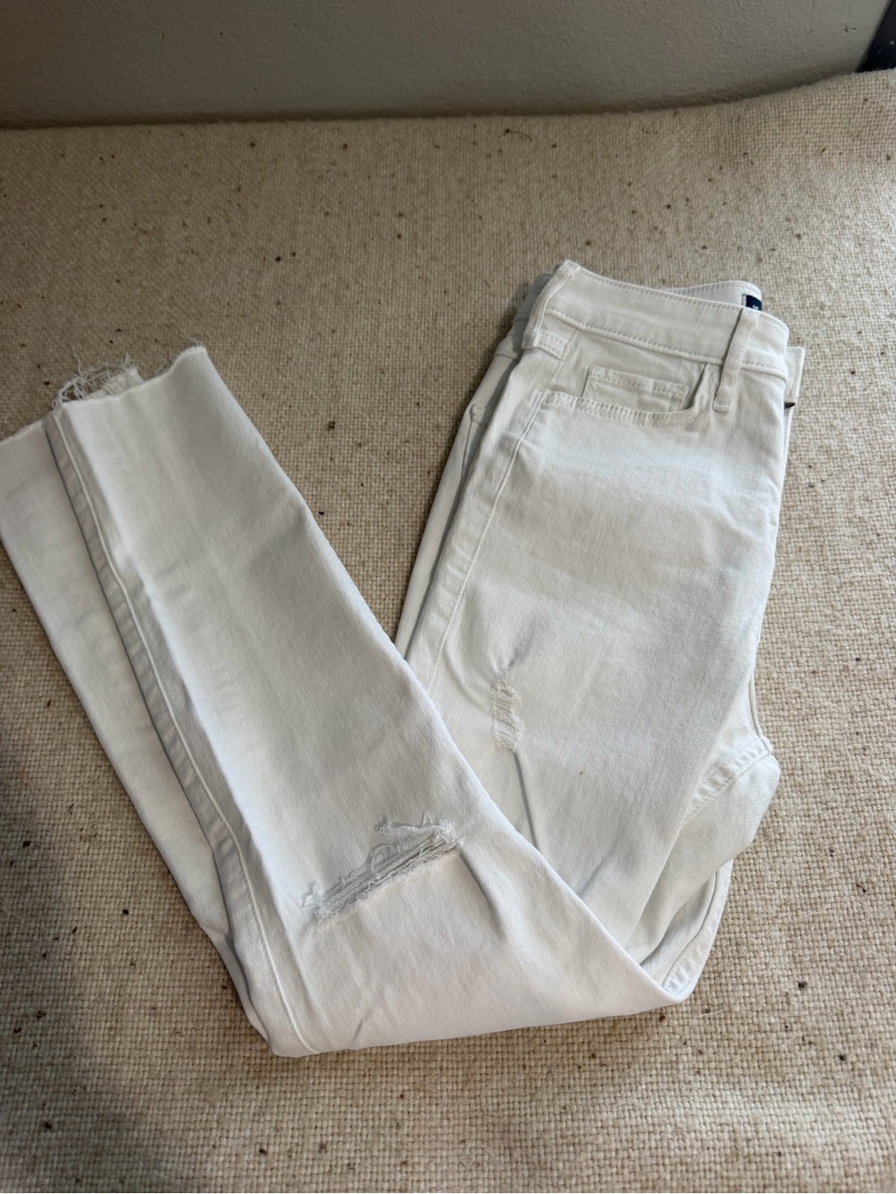Hollister White Women's Skinny Jeans with Subtle Distress